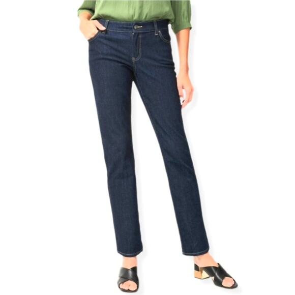 Chicos So Slimming Lifting Dark Wash Stretch Straight Leg Jean 2 Large Short NEW - Picture 1 of 10